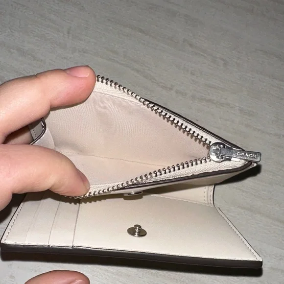 Coach Beige Signature Wallet - Picture 5 of 7